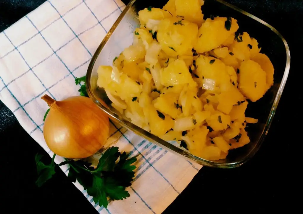Вкусный картофельный салат