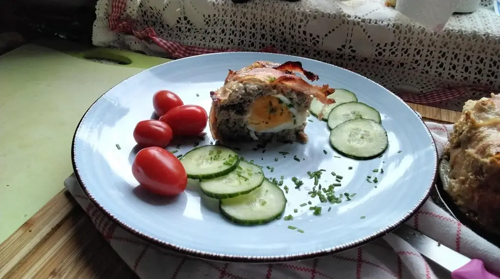 Мясной рулет из разъемной формы
