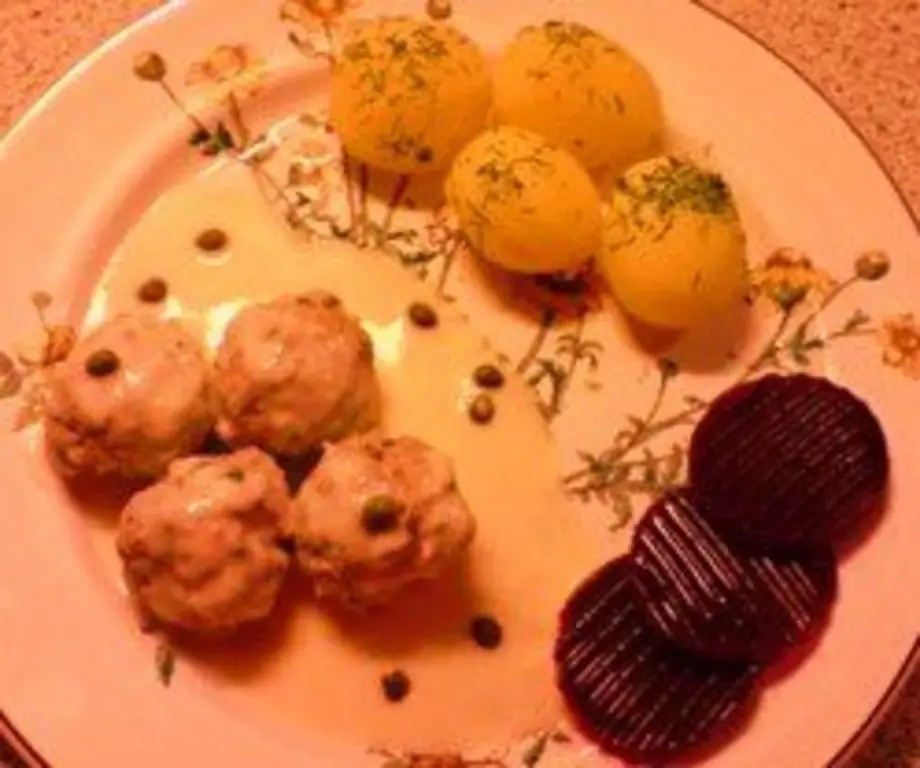 Кенгсбергские клецки с картофелем и свеклой