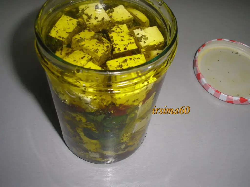 Маринованная фета