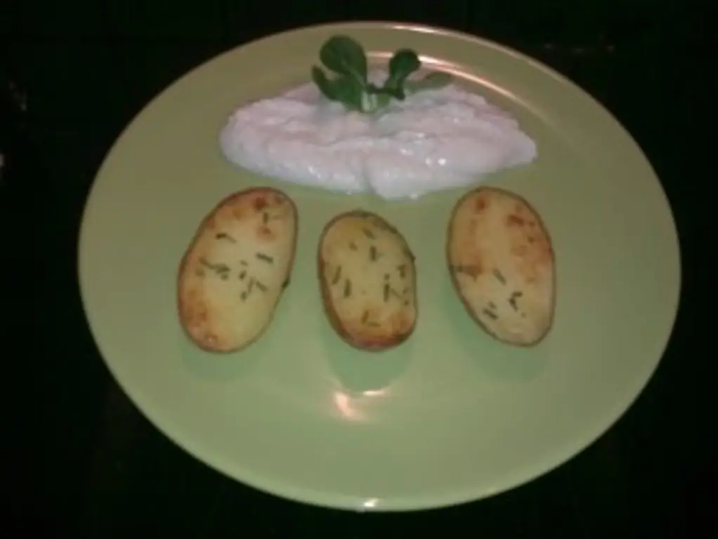 Картофель с розмарином и пармезаном