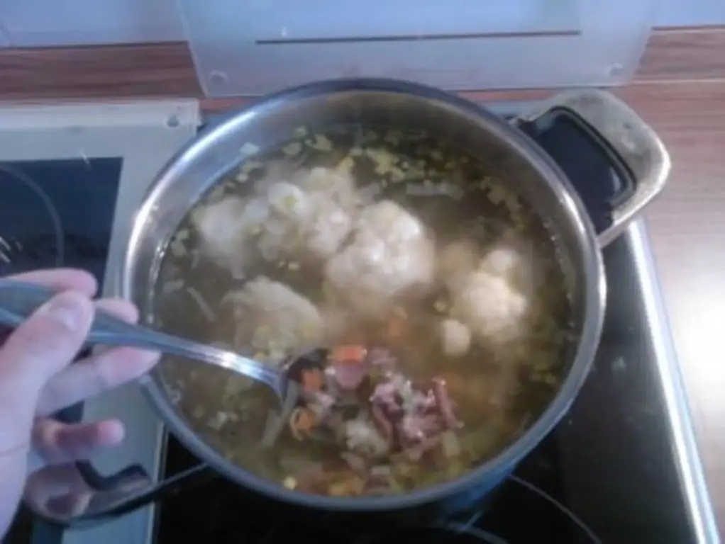 Суп из говядины с вкуснейшими клецками