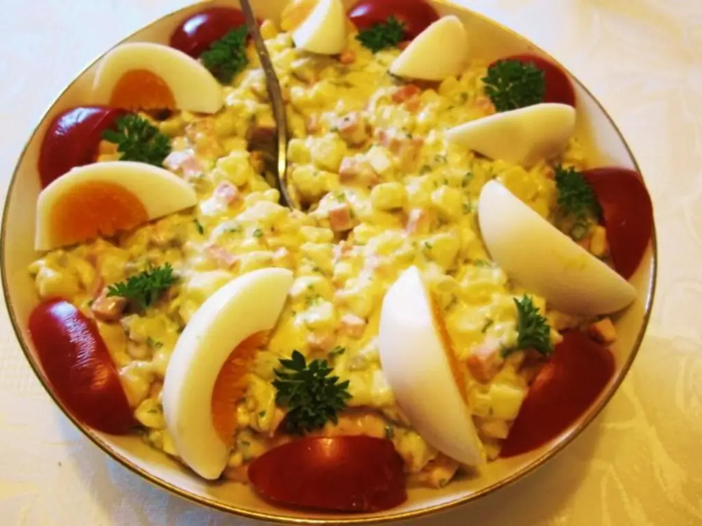 Картофельный салат праздничный