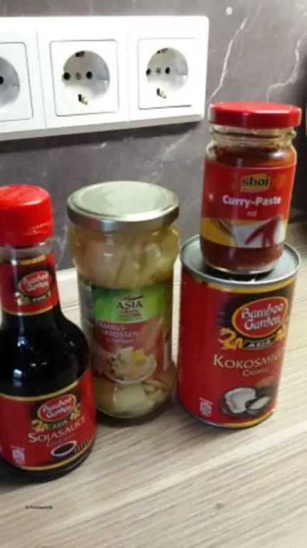 Тайское куриное карри с кокосовым молоком