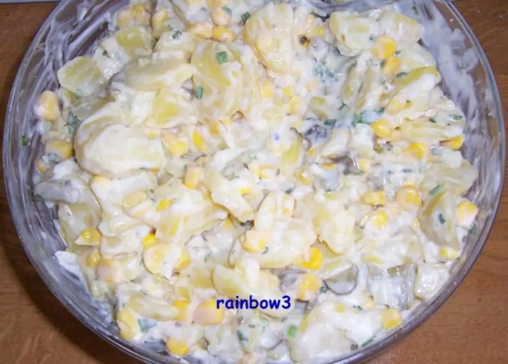 Салат: Картофельный салат с кукурузой