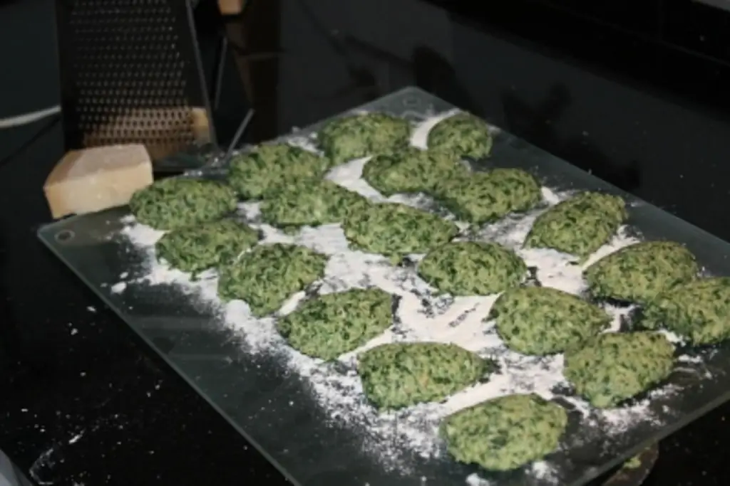 Странголапрети Шпинат