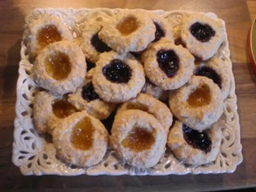 Миндальные макаруны с начинкой