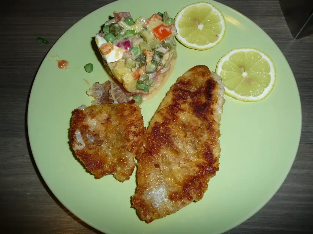 Салат из окуня и картофеля от друга