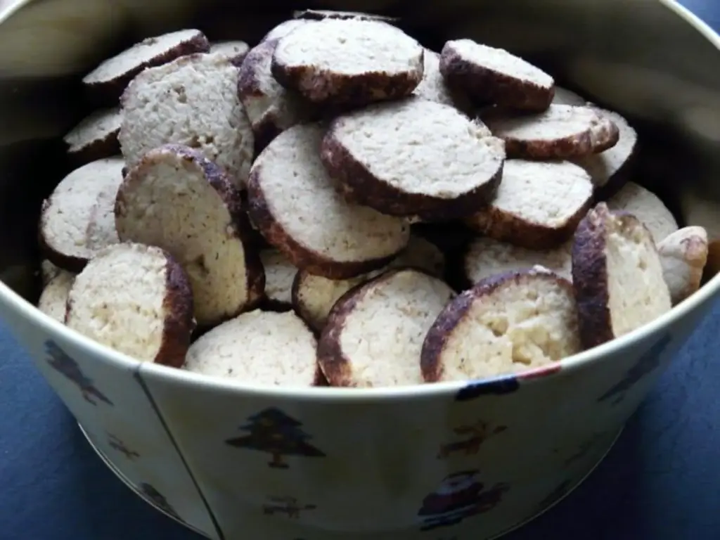 Ореховый талер с молотыми грецкими орехами и мукой тип 405