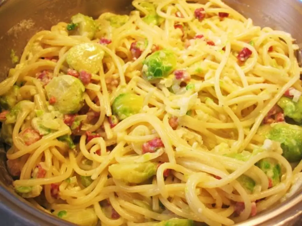 Паста с брюссельской капустой