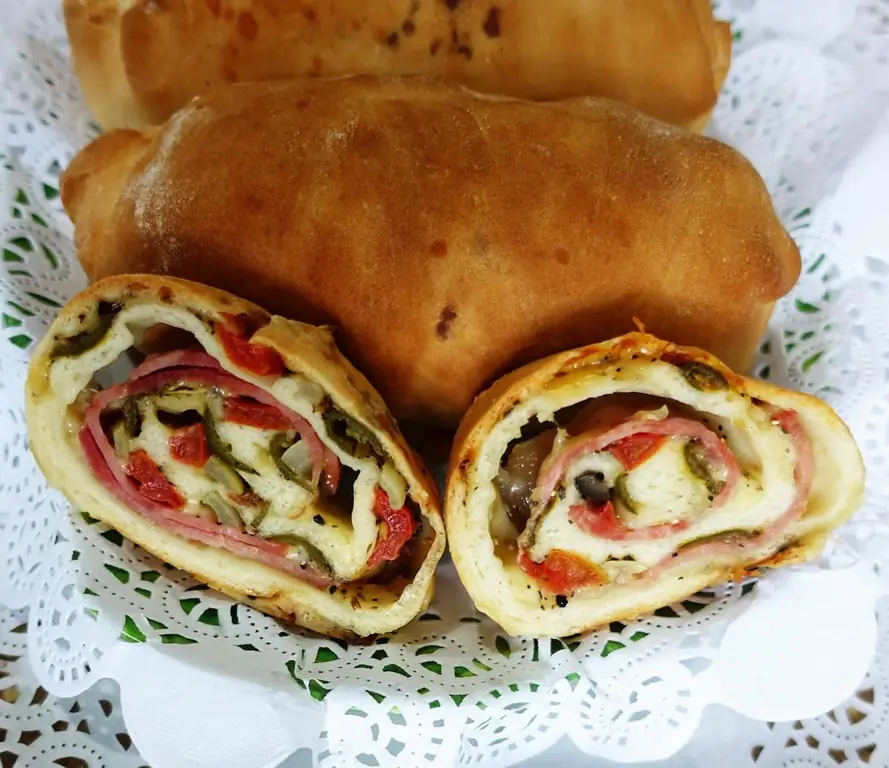 Булочки для пиццы с начинкой