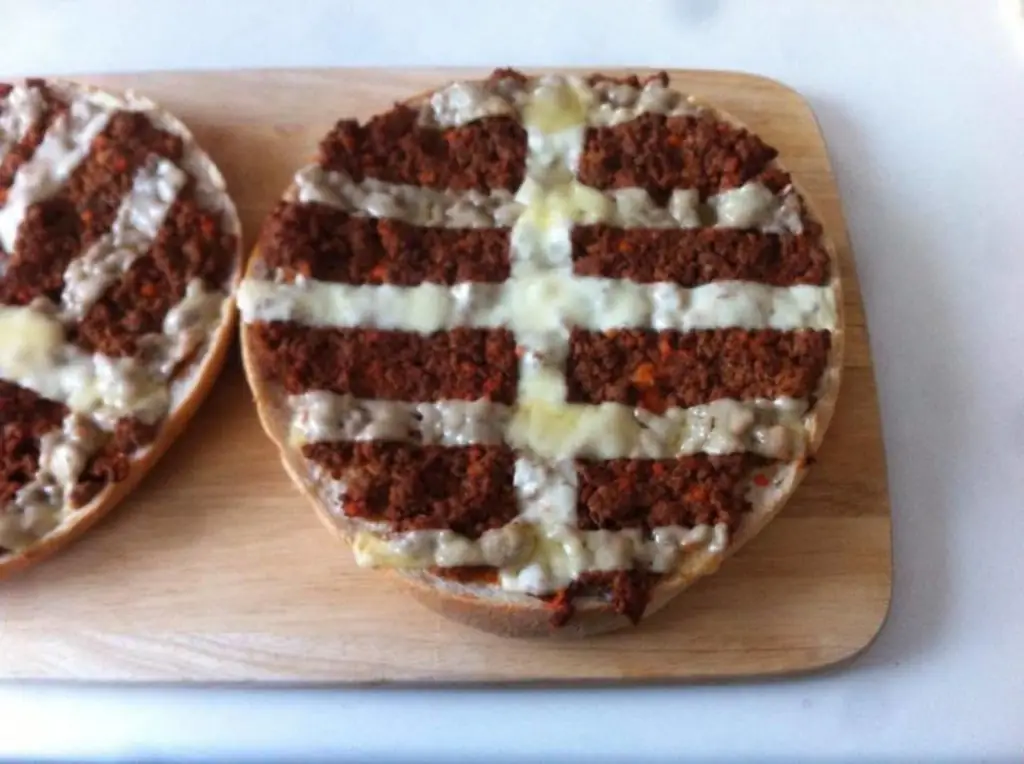 Лепешки с фаршем