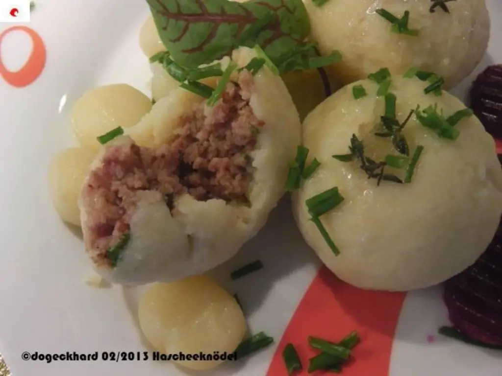 Пельмени с оладьями