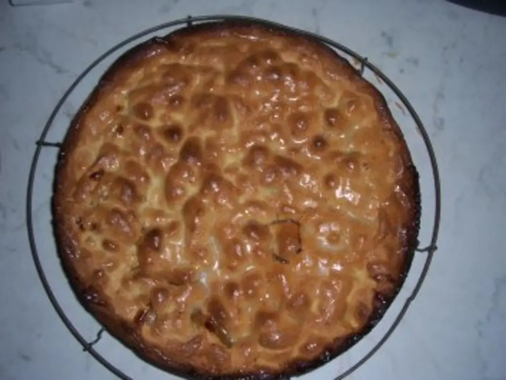 Вкусный яблочный пирог