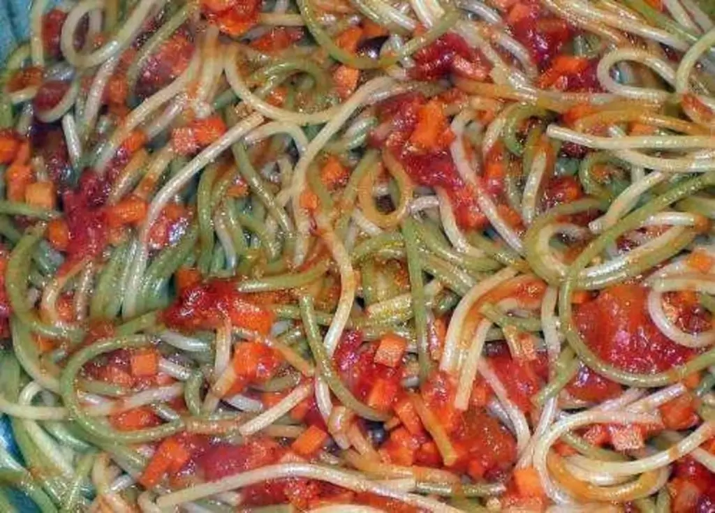 Спагетти с морковью
