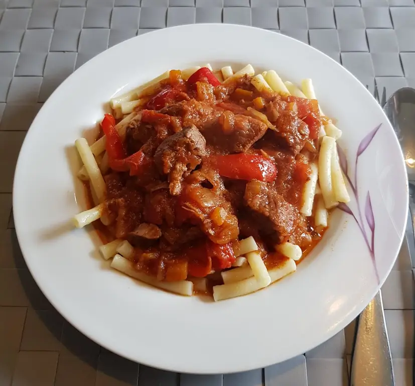 Венгерский гуляш