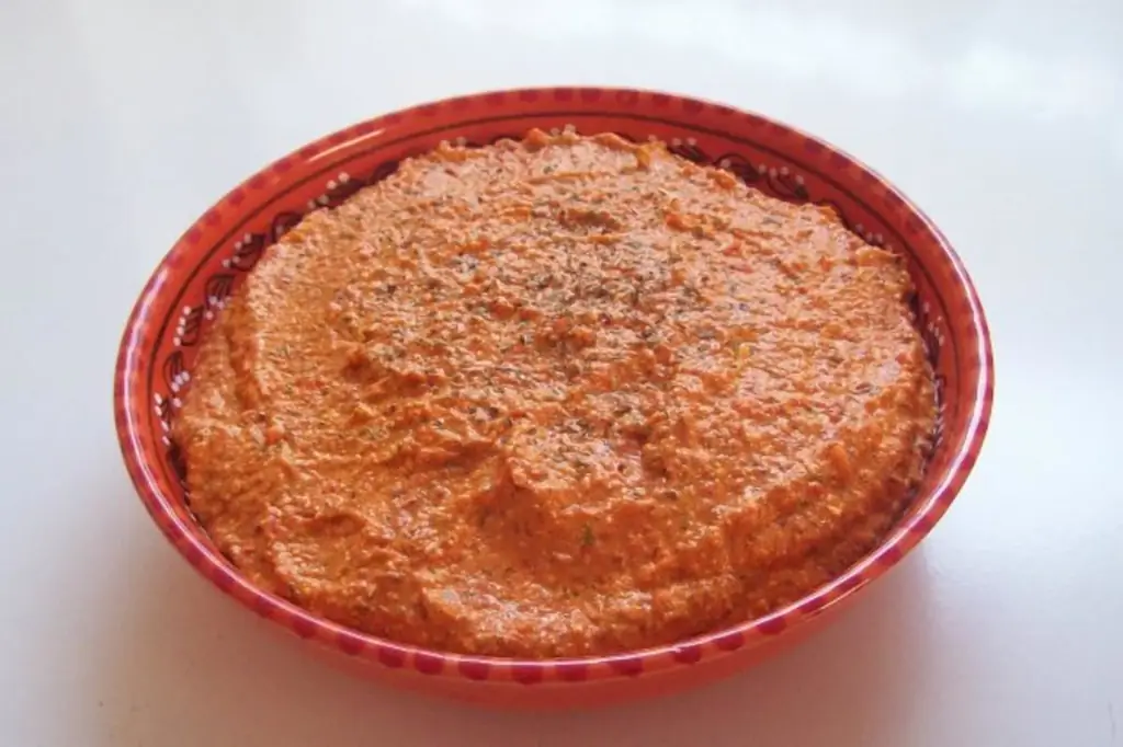Песто с перцем и сыром фета