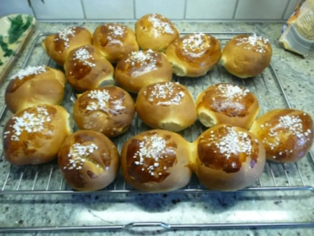 Сахарные булочки