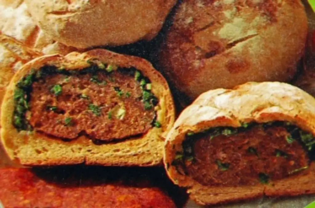 Булочки с начинкой из фарша