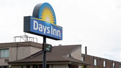 Дэй Инн Отель