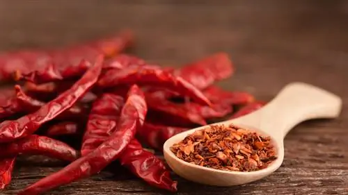 Сушеный перец и молотый красный перец Сушеный перец и молотый красный перец