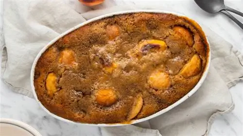 запеченный персиковый пудинг