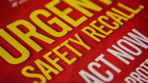 крупный план уведомления об отзыве по технике безопасности