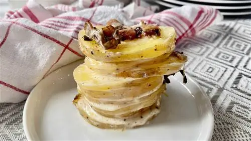 Рецепт запеченного картофеля с гребешком