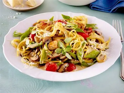 One Pot Pasta – Паста с курицей