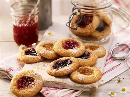 Миндальное печенье с тремя видами джемовой начинки