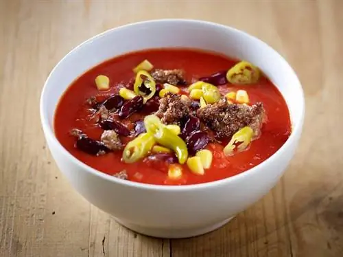 Томатный суп четырежды разный: с кукурузой, фасолью, фаршем и зеленым перцем