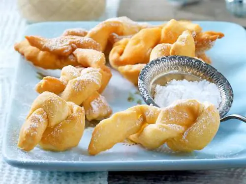 Пончики с карамельным кремом