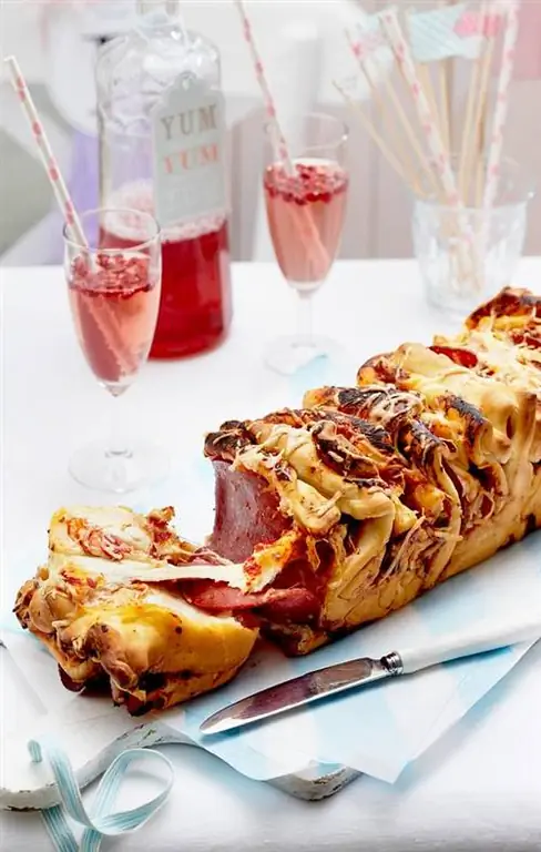 Сорванный хлеб для пиццы