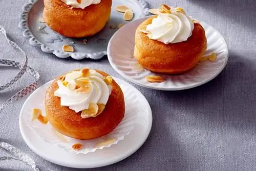 Невероятно вкусный Babas au Rhum