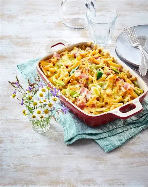 Запеканка из макарон и ветчины