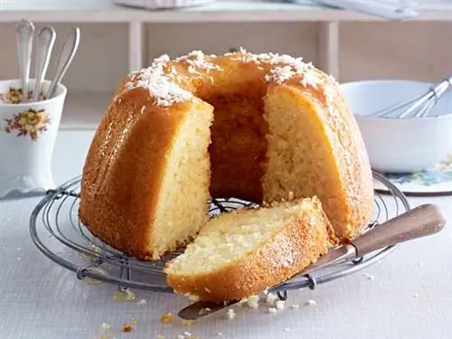Кокосово-йогуртовый бисквит с лимонным сиропом