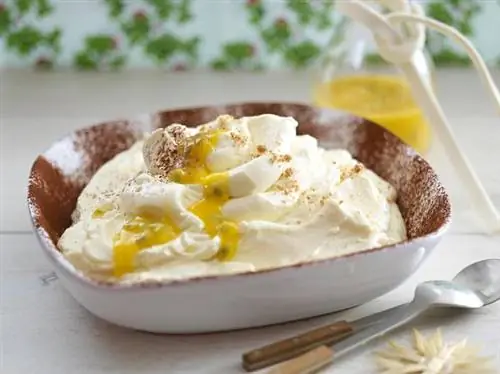 Крем из маскарпоне с пюре из манго