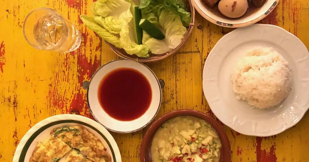 Нью-йоркский тайский ресторан Taladwat - исключительно вкусная еда на адской кухне