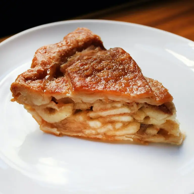Кусочек яблочного пирога