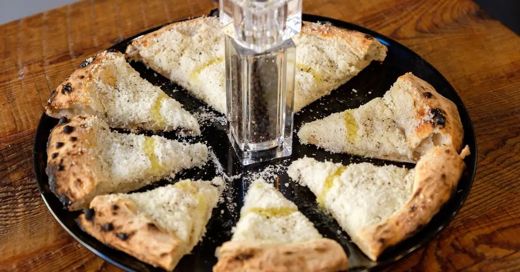 La Rossa в Сохо делает одну из лучших пицц New Margherita в Нью-Йорке