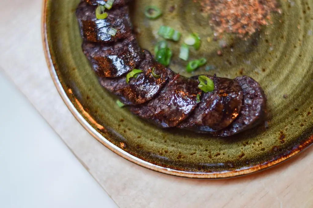 Тарелка кровяной колбасы Инсы