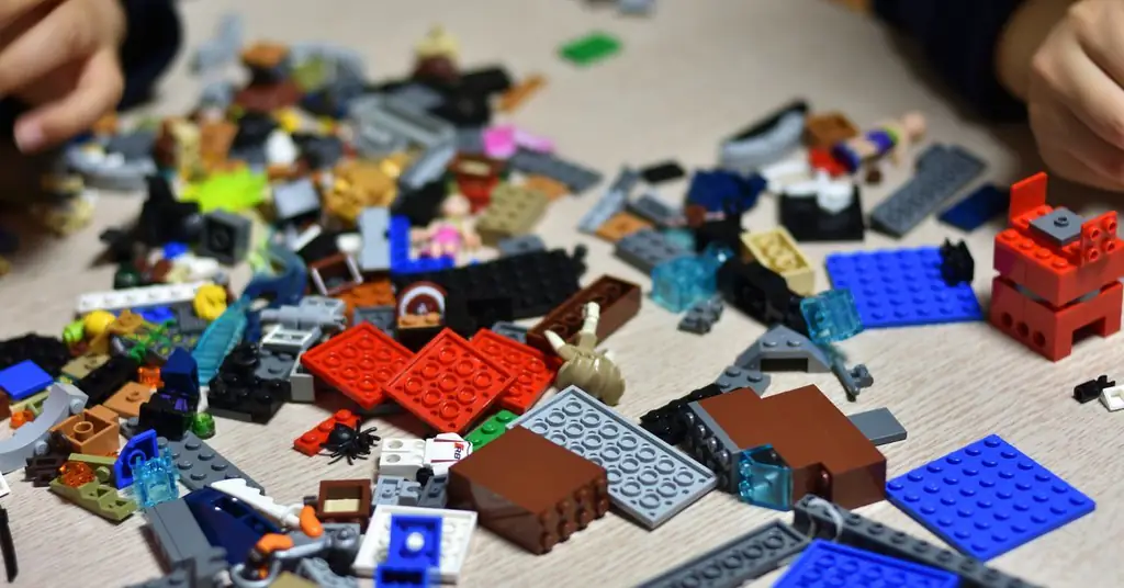 Всплывающий бар в стиле Lego для взрослых привезет в Лос-Анджелес миллион крошечных пластиковых кубиков