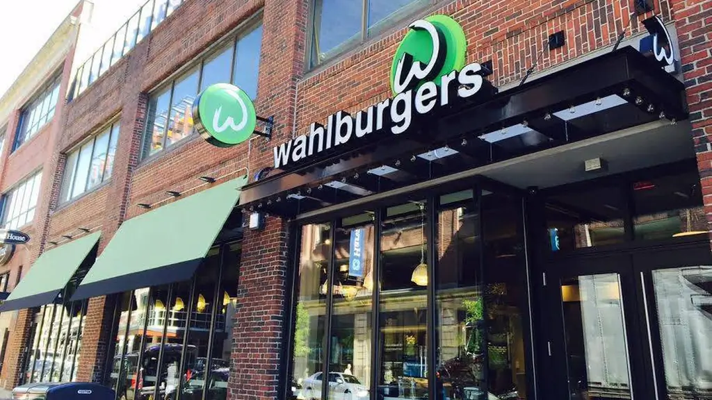 Wahlburgers объявляет о больших планах расширения - да, снова