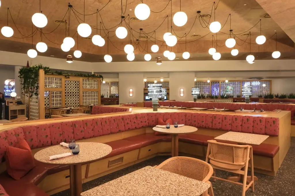 Кухня в Commons Club Кухня в Commons Club