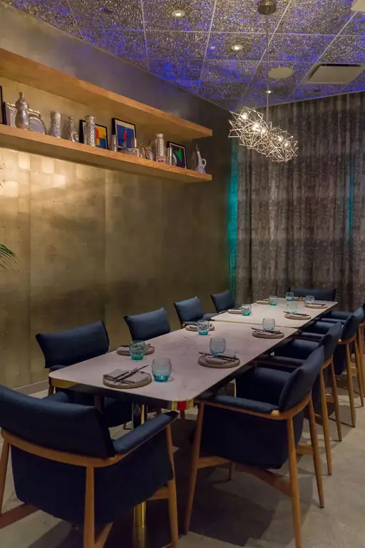 Частная столовая в Best Friend