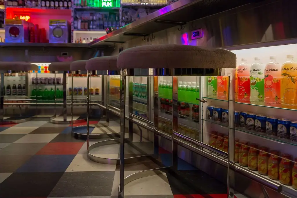 Винный магазин в Best Friend