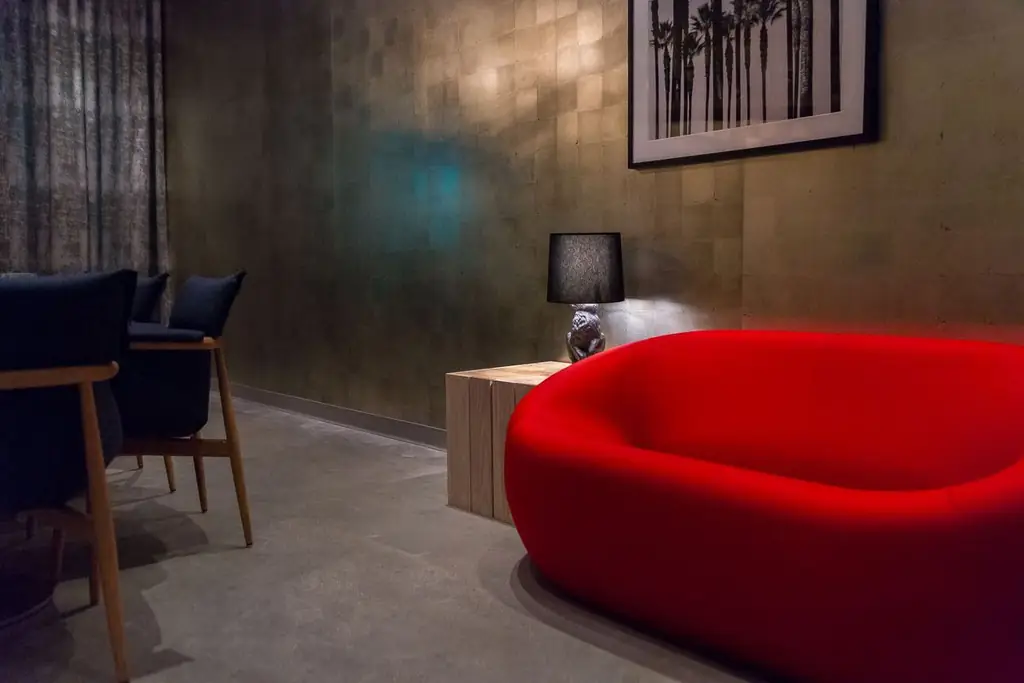 Частная столовая в Best Friend