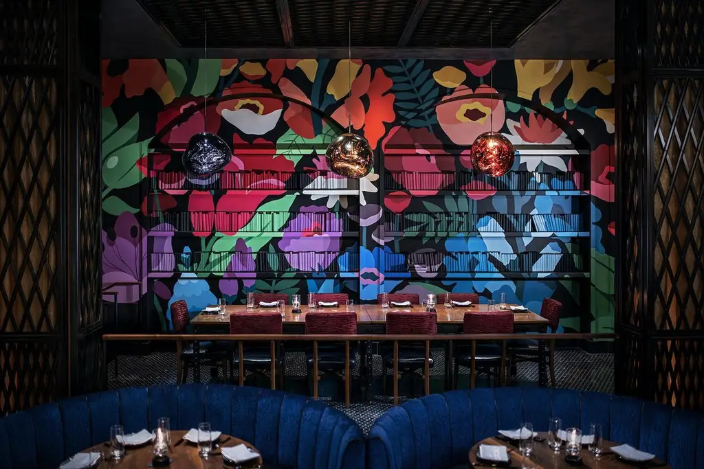 Фреска DabsMyla в частной столовой Greene St. Kitchen Фреска DabsMyla в частной столовой Greene St. Kitchen