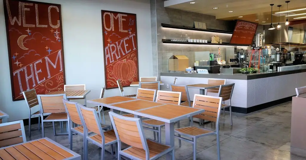 Bronze Cafe закрыто The Market Fremont East
