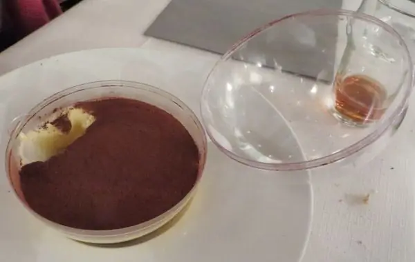 Еще один рекорд: 72 евро за три тирамису и три капучино в баре Amore в Риме